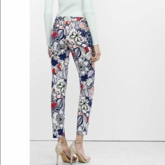 ✨ Geo Floral print Columnist Ankle pant✨ - Picture 4 of 8
